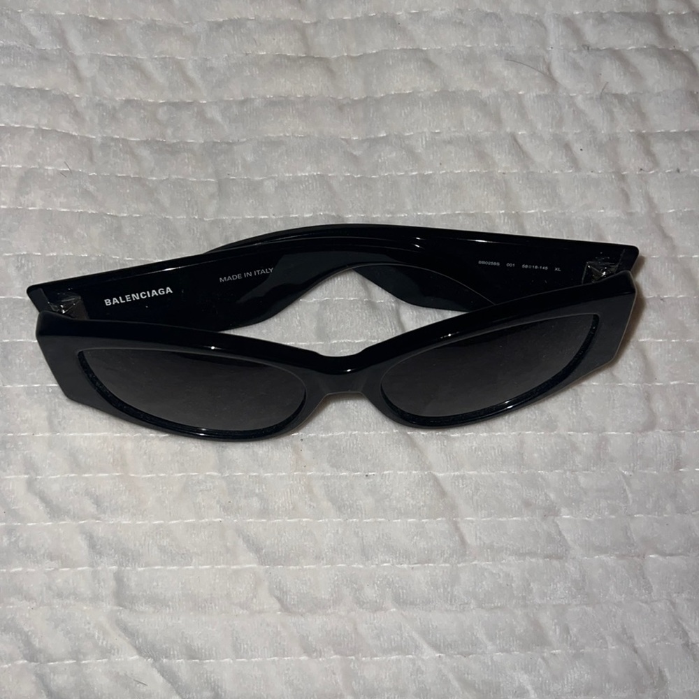 BALENCIAGA sunglasses